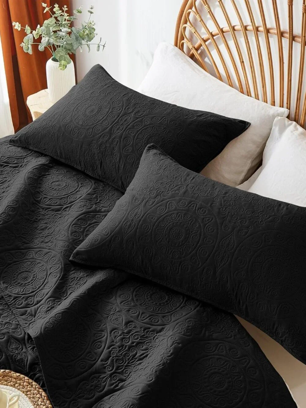 Black Embossed Reversible Lightweight 3-Piece Quilt Set